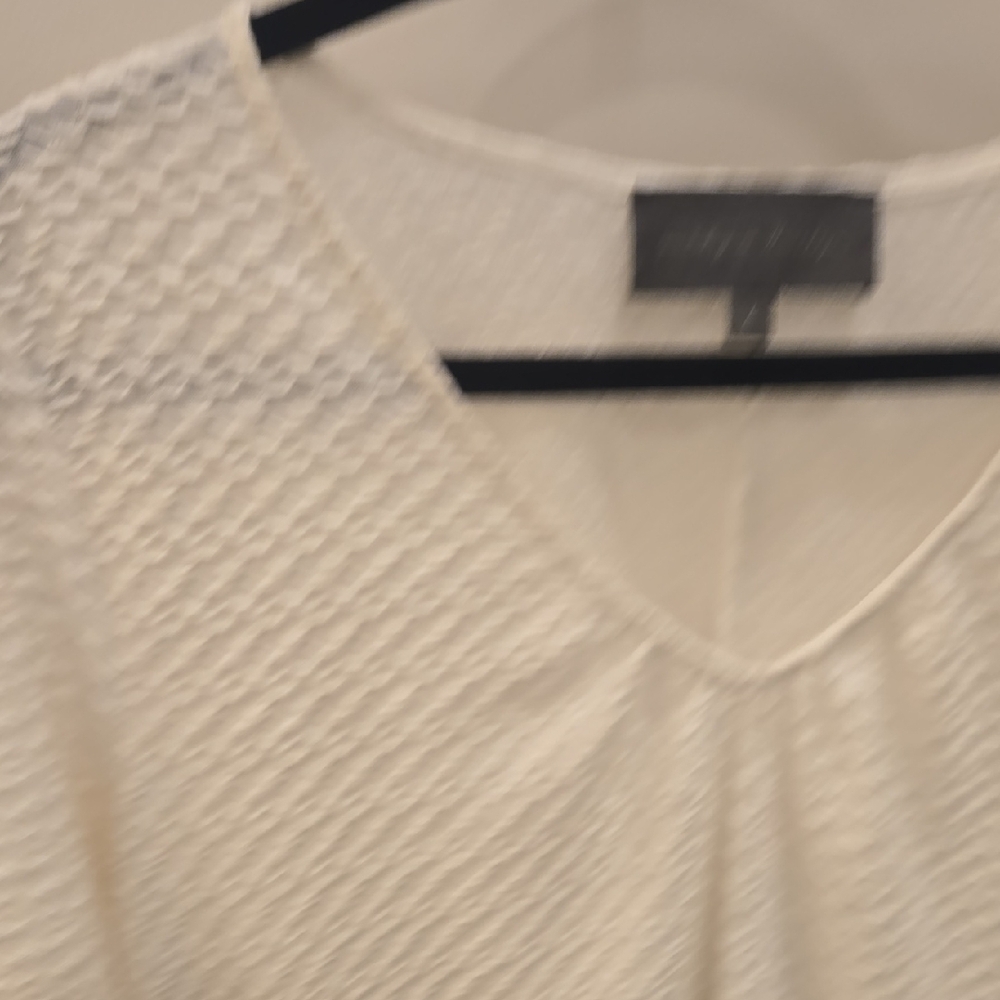 anthropologie white Textured Women's Top - Picture 6 of 8